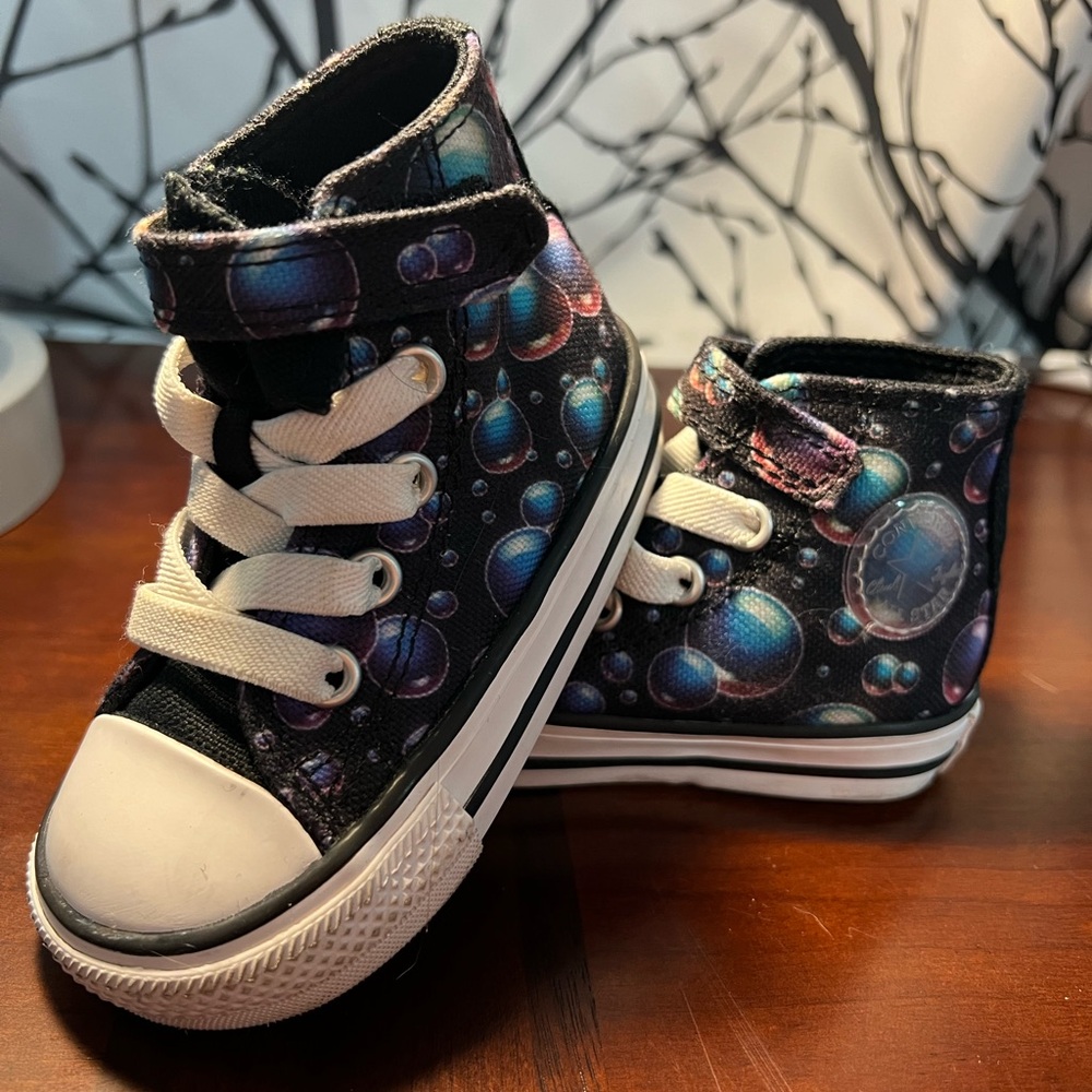 Baby Bubble Converse